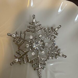Silver Snowflake Brooch with Crystals